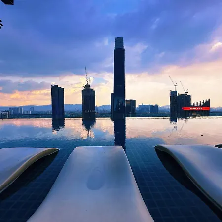 Tribeca Suites Kl Pavilion @ Bukit Bintang With Sky Infinity Pool Kuala Lumpur Bagian luar foto